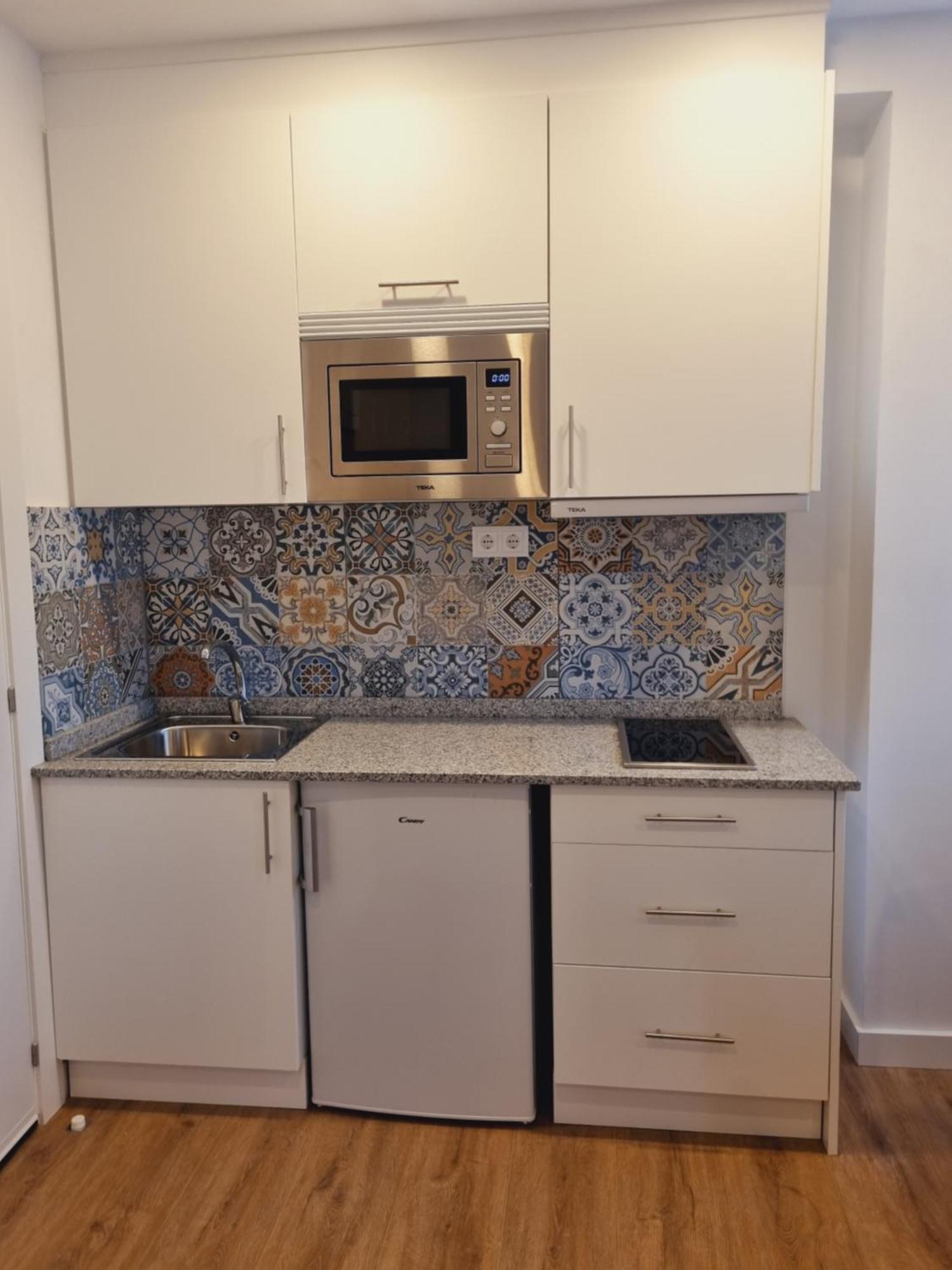 Maile Apartamentos Potes Bilik gambar