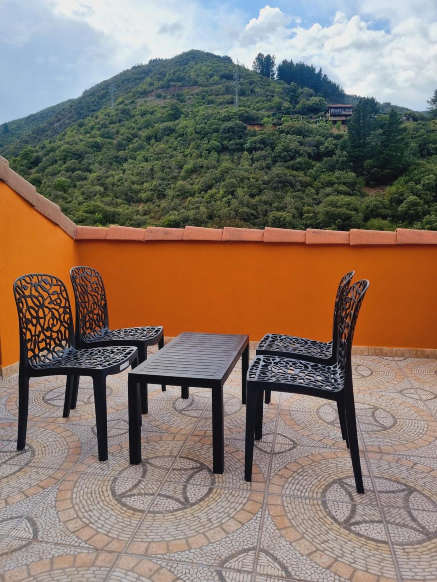 Maile Apartamentos Potes Bilik gambar