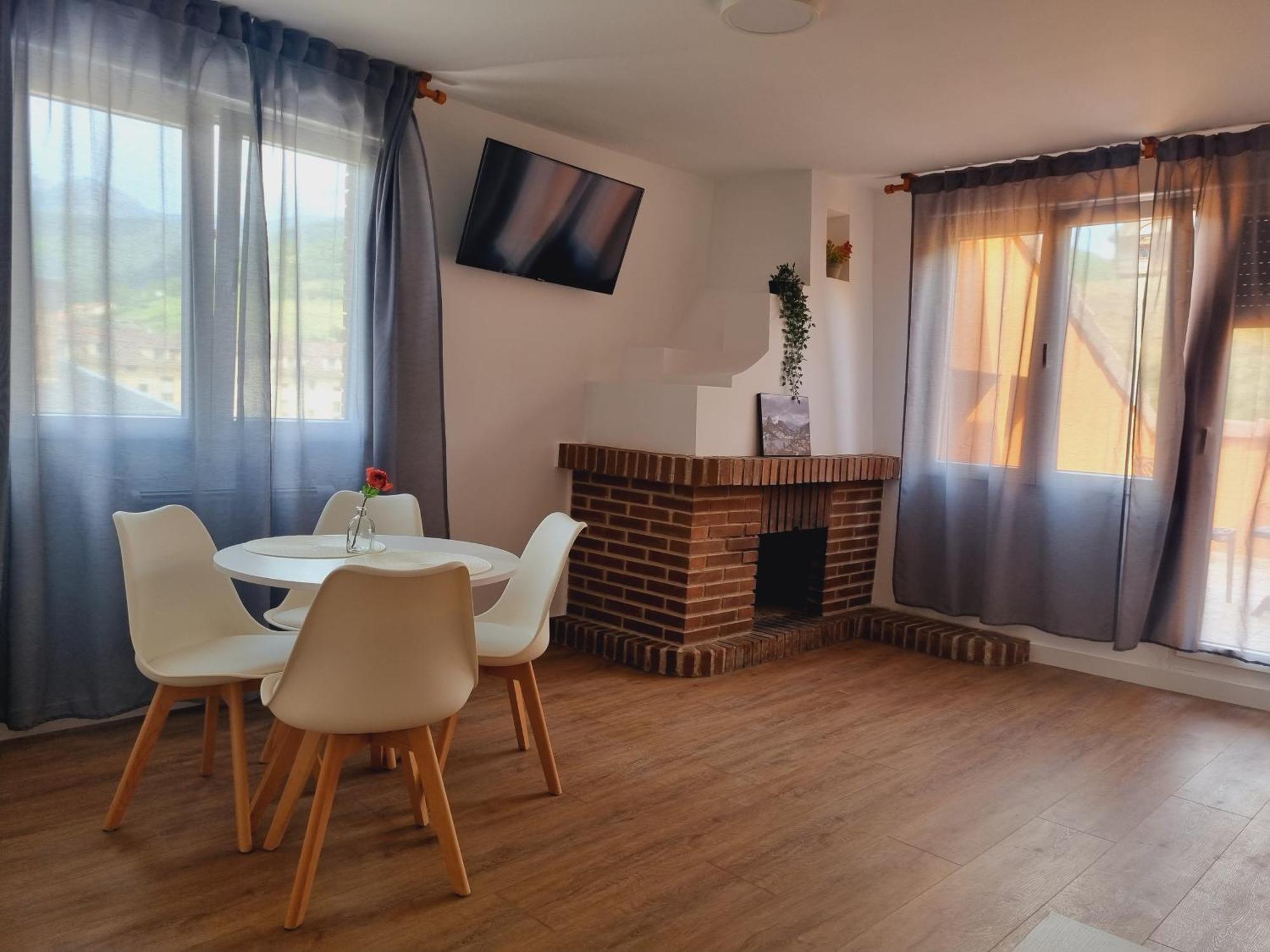 Maile Apartamentos Potes Bilik gambar